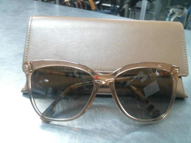 Lunette de soleil burberry