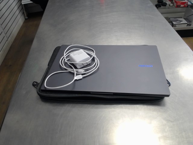 Laptop samsung 750xgk