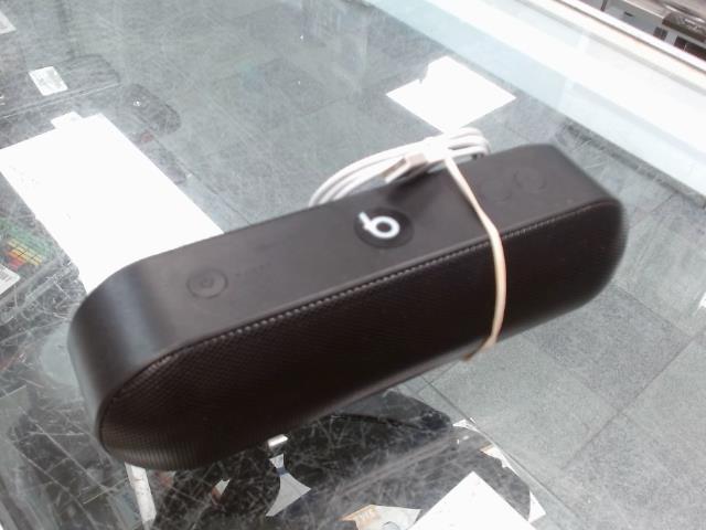Beats pill+ + usb