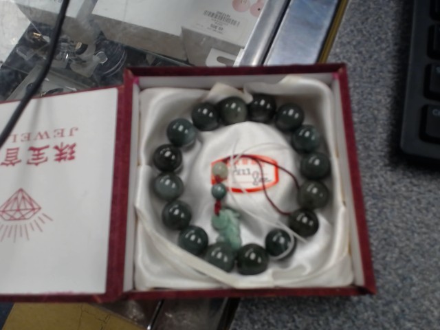 Bracelet en jade boite chinois