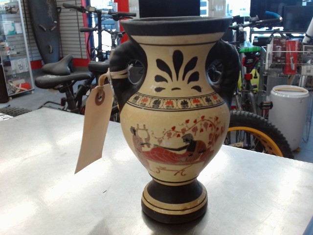 Vase grec fait  la main