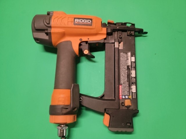 Brad nailer rigid