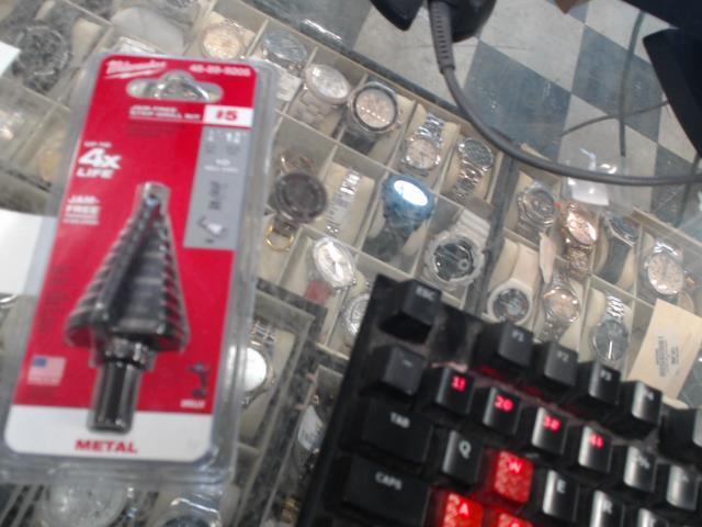 Step drill bit