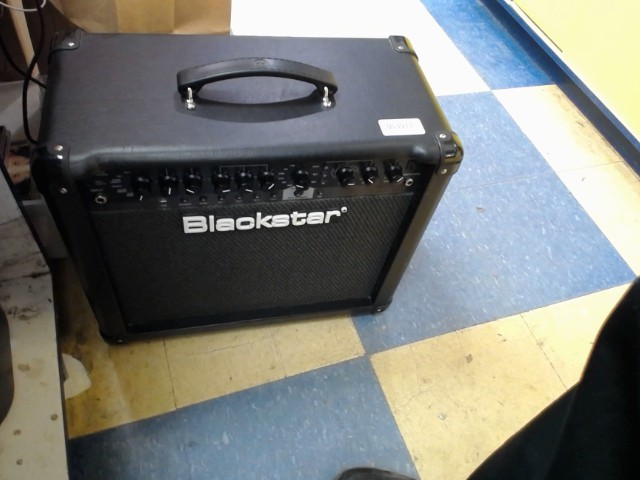 Ampli blackstar bonne condition