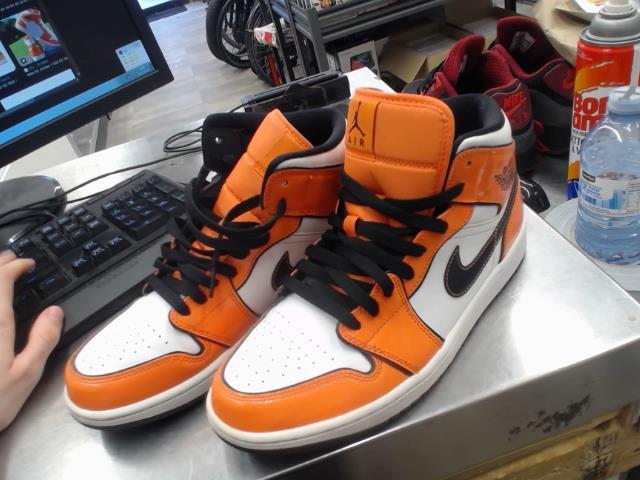 Nike air jordan se orange