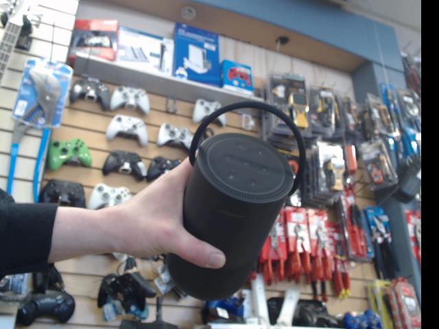 Speaker bose portable