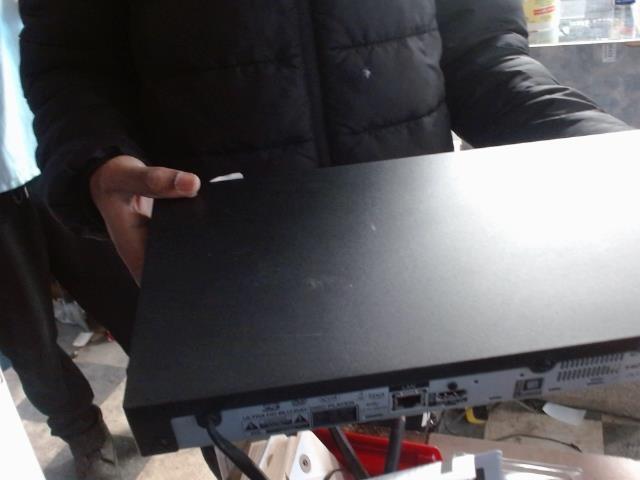 Dvd player with two screen