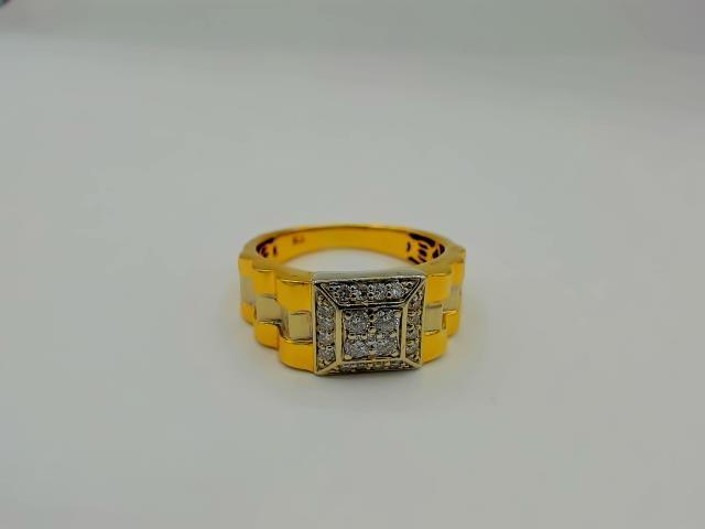 BAGUE EN OR 10KT AVEC DIAM 