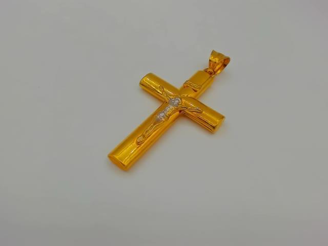 BRELOQUE EN OR 18KT