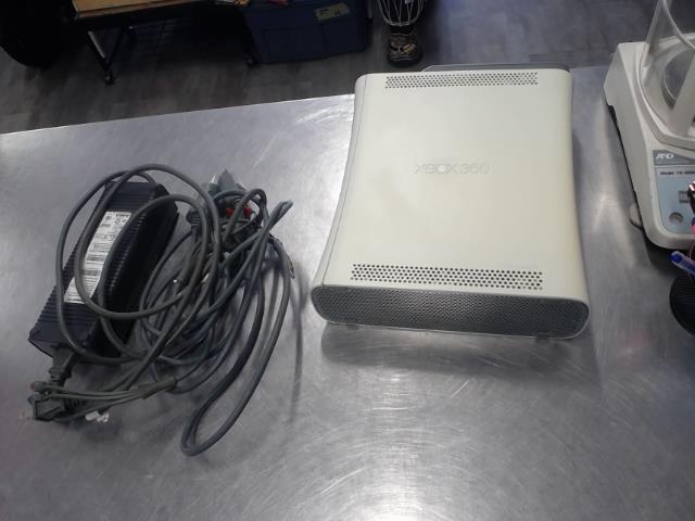Console xbox 360 blanc salle pas manette