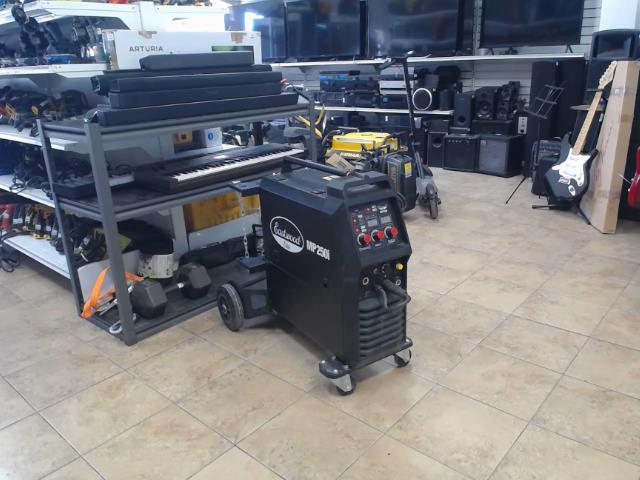 Soudeuse electrique + acc boite carton