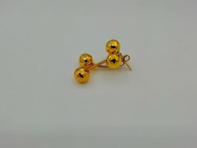BOUCLES D OREILLES EN OR 10KT