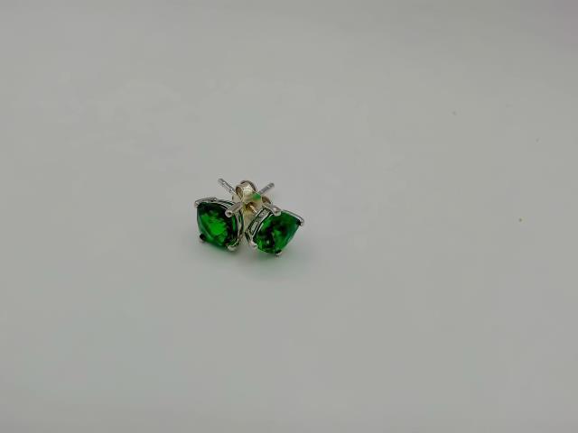BOUCLES D OREILLES EN OR 10KT