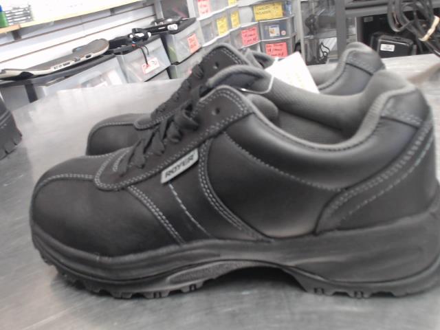 Paire de soulier construction neuf 9.5