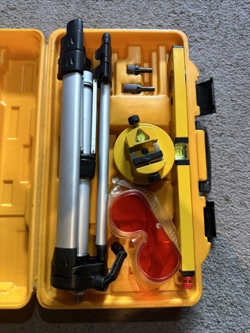 Laser kit level