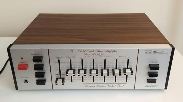 Solid state stereo amplifier pre amplifi