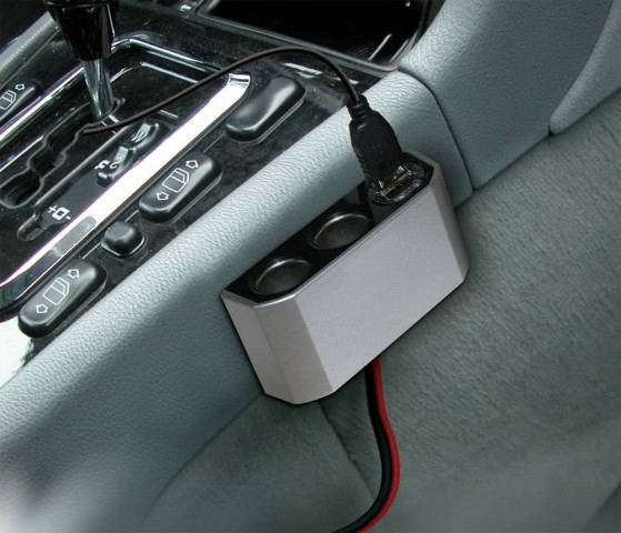 Centre dalimentation 12v/usv neuf