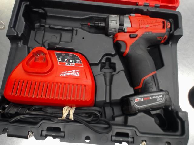 Drill milwaukee m12 speed driver kit
