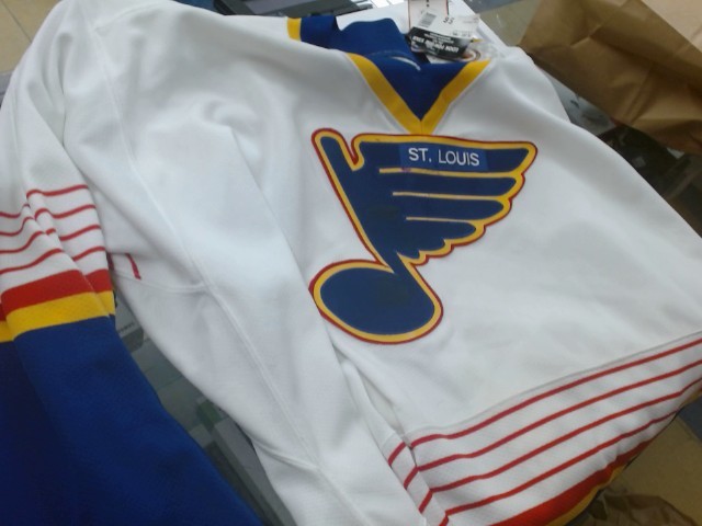 St luois blues jersey almost like new
