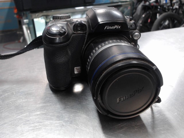 Camera digital point and shoot