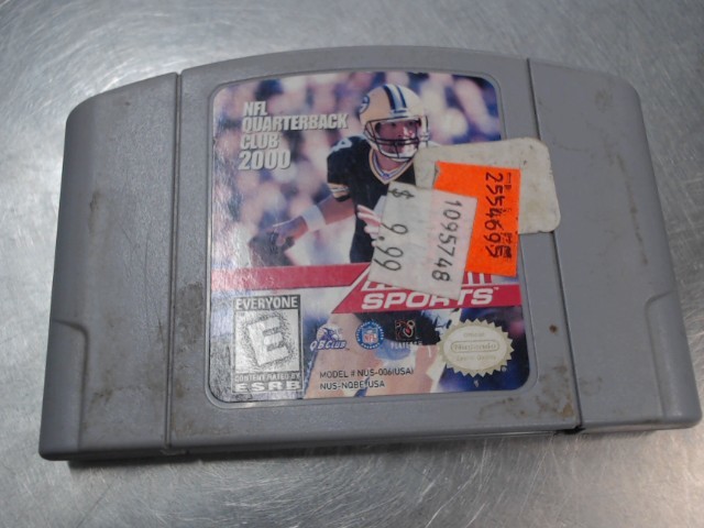 Nfl quarterback club 2000