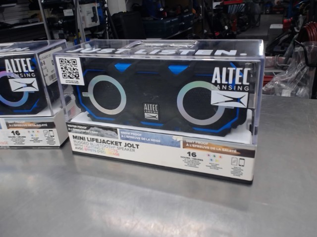 Speaker bluetooth new