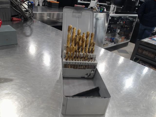 29 pieces drill bit set
