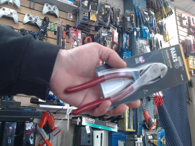 Diagonal cutters