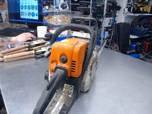 Chainsaw stihl ms170