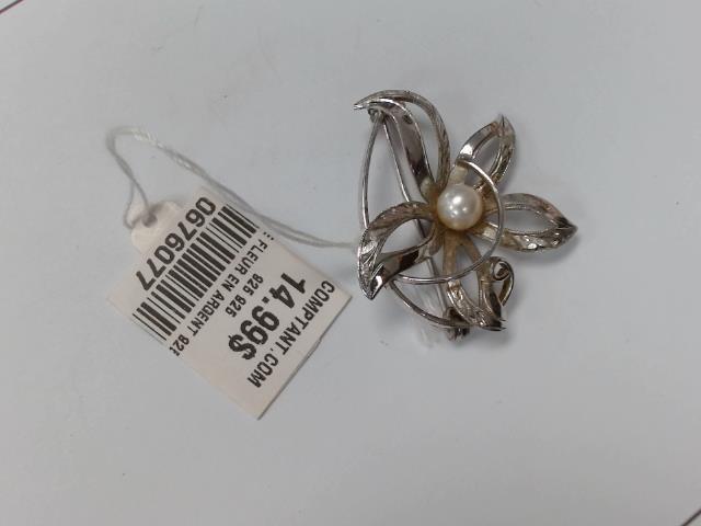 Pine fleur en argent 925