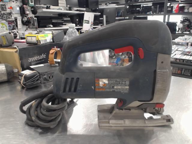 Scie sauteuse electrique