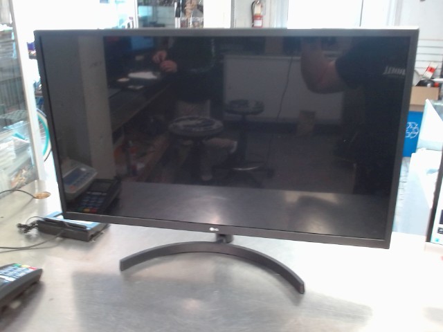 Moniteur 32'' lg