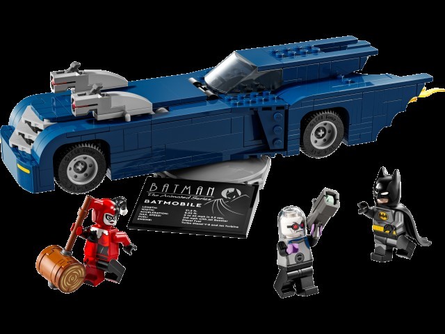 Batman with the batmobile
