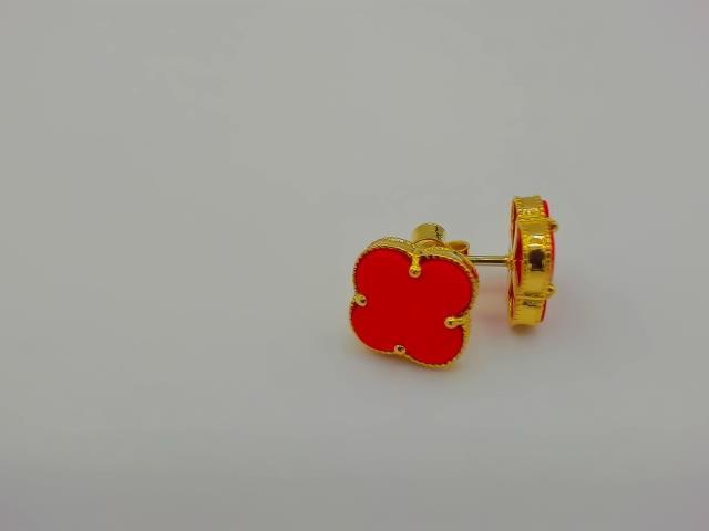 BOUCLES D OREILLES EN OR 10KT NEW