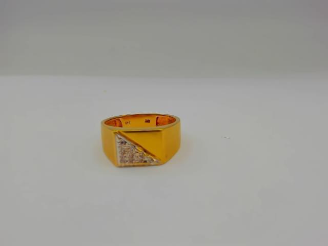 BAGUE EN OR 10KT AVEC DIAM 