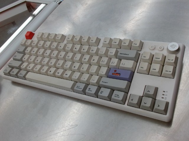 Clavier gaming tkl custum bluetooth