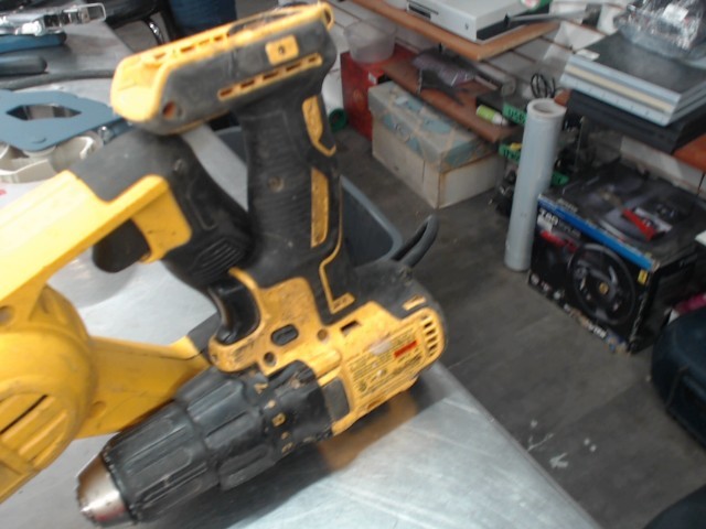 Dewalt