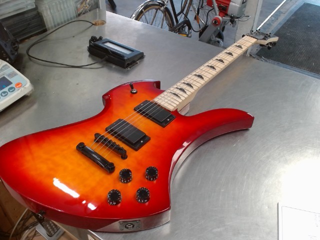 Guitare electrique gsr plus rouge
