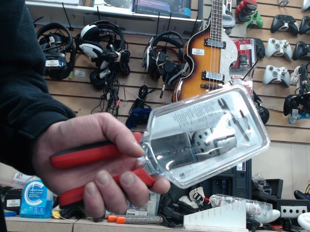 Stripper crimper