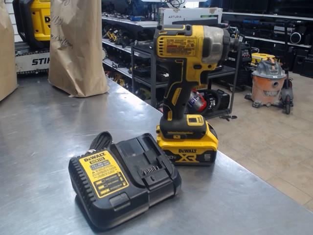 Impact dewalt + batt charg