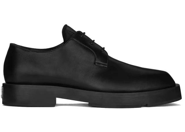 Derby squared black size 44