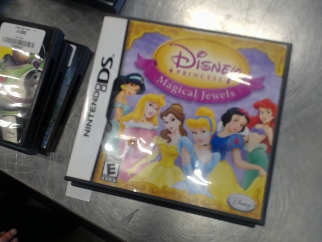 Disney princess magical jewels