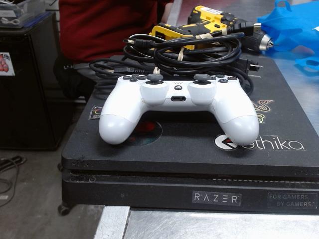 Ps4 slim 1t