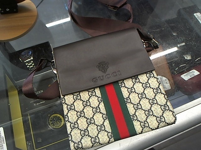 Fake gucci bag for men