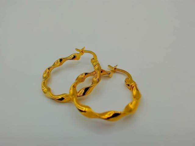 BOUCLES D OREILLES EN OR 10KT