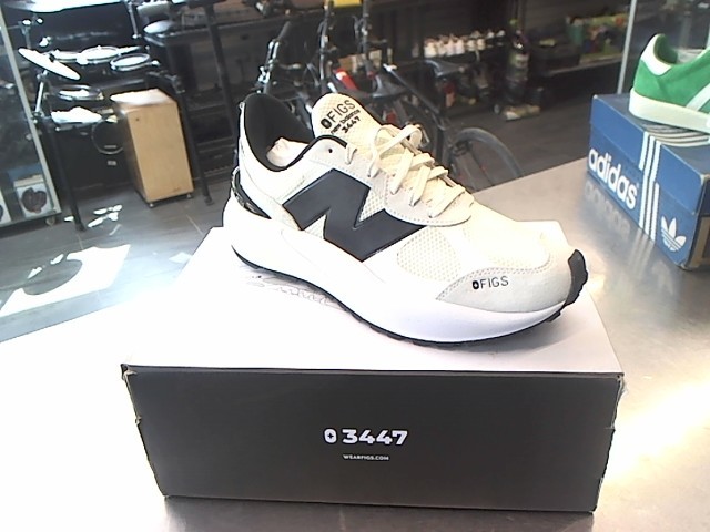 Figs new balance u3447lc