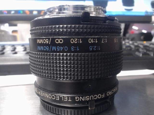 Vivitar 2x macro fucusing teleconverter