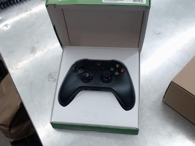 Manette xbox one ib