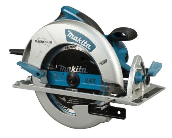 Makita 8-1/4 inch circular saw with brak