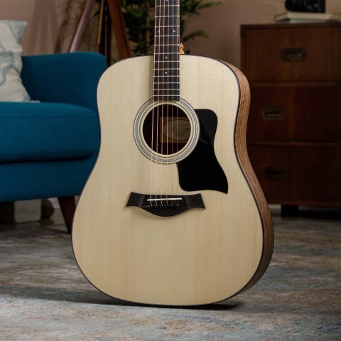 Guitar taylor avec case